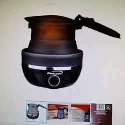 Travel Kettle, Dual Voltage, 3.4 Cups, NEW