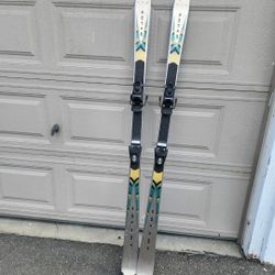 180° Ski In Excellent Condition 