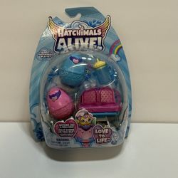 Hatchimals Alive! Hungry Hatchimals Playset Love to Life Hatches Like A Real Egg