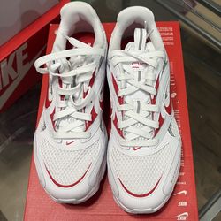 Nike zoom air fire.    Women. Size. 8