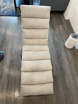 Lounge chair