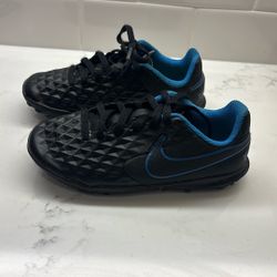 Nike Kids 12 Soccer Turf Shoes