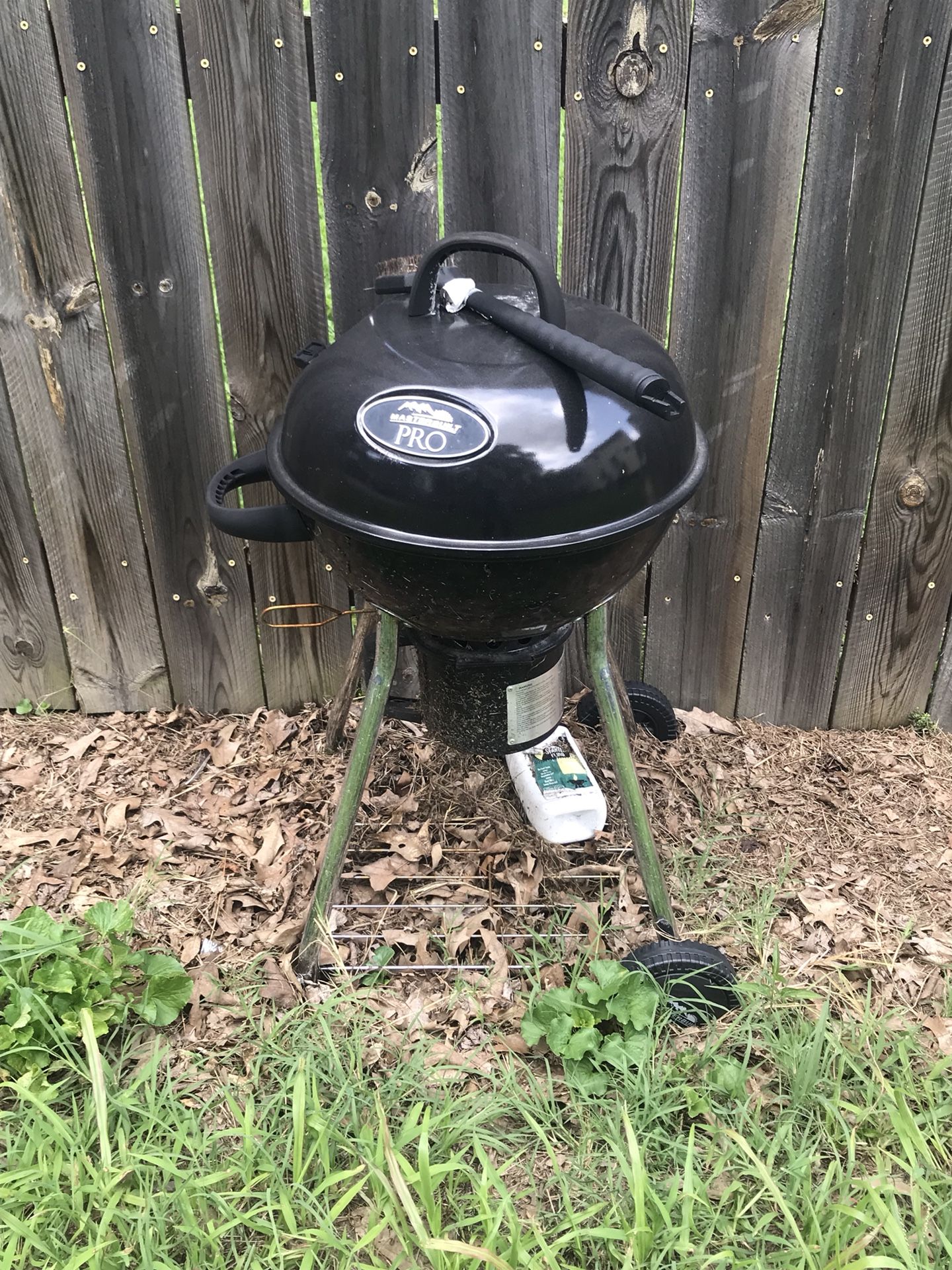 Charcoal grill