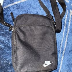 Nike Crossbody Bag 