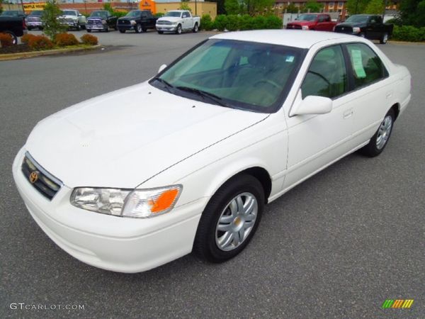 2000 Toyota Camry Le for Sale in Houston, TX - OfferUp