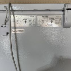 magic chef freezer like new