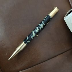 Vintage Working Univer Mechanical Pencil.