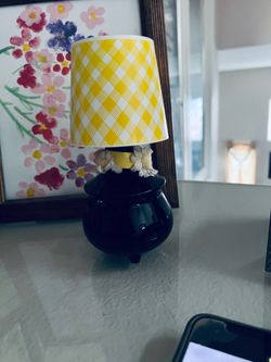 Vintage Avon Elusive Cologne Bottle Lamp