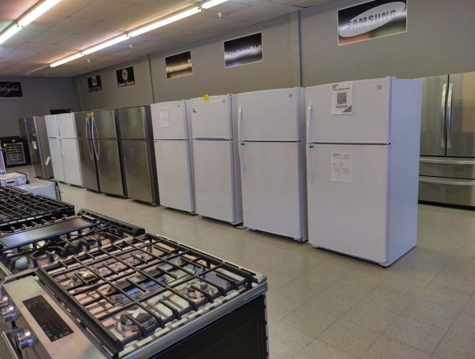 KENMORE TOP MOUNT REFRIGERATORS 21 CB FT APARTMENT SIZE ITEMS for Sale