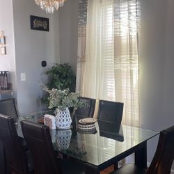 Dinning Table With Leather 6 Chairs 