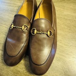 AUTHENTIC GUCCI SHOES SIZE 71/2 PERFECT CONDITION REGULAR PRICE $1090 PLUS TAX FIRM PRICE 