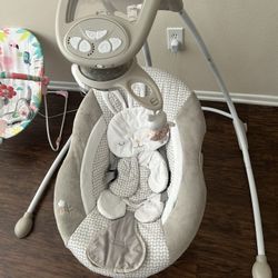 Graco Baby Swing 