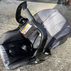 Babytrend Car Seat, Base Attached 