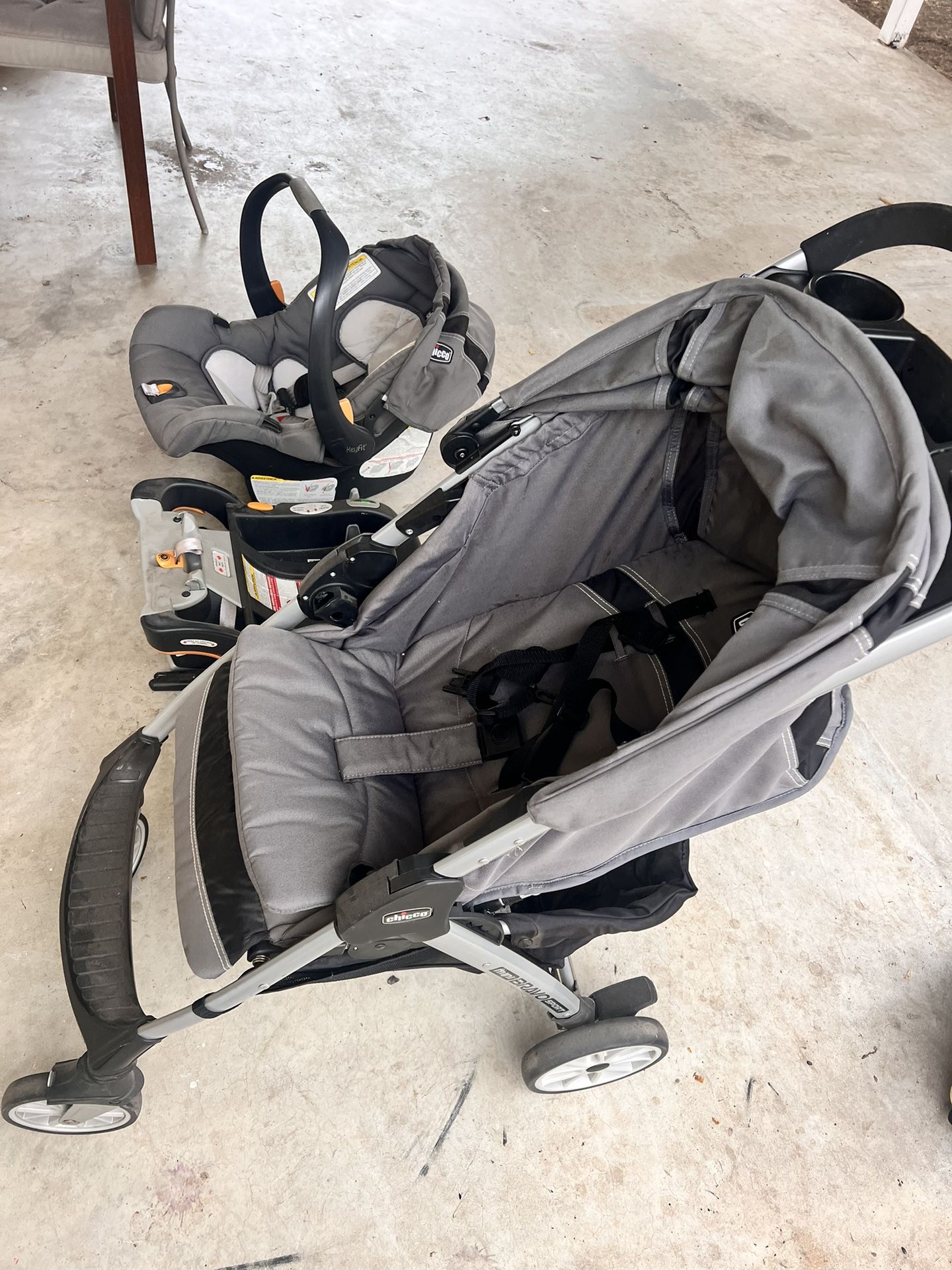 Chicco Stroller Car seat And Base