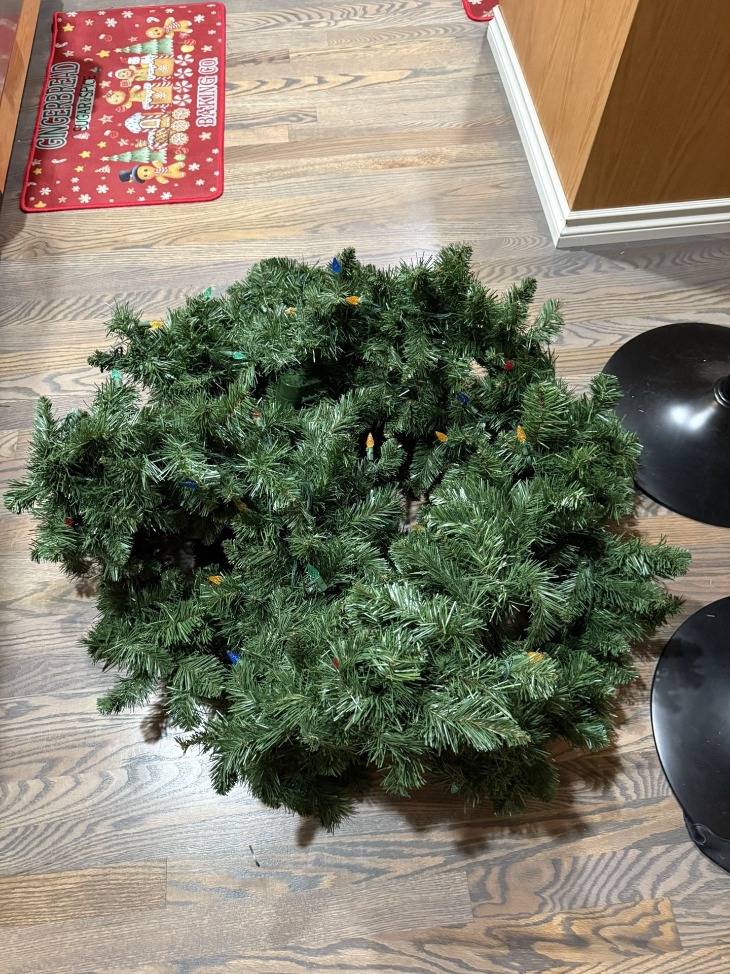 18 Feet of LIGHTED Garland 🌲