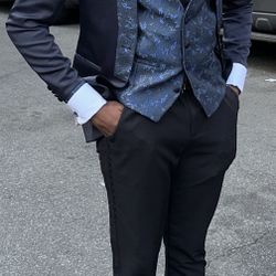 PROM SUITS