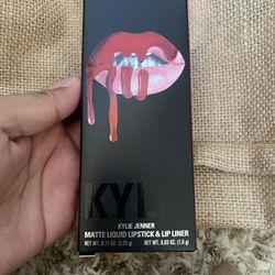 Kylie Lip