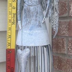 Rustic Metal Garden Angel Statue, Indoor /Outdoor Angel Yard Lawn Garden Decor 25”