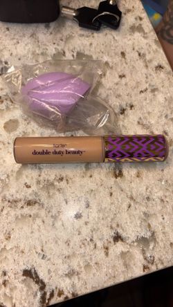 Beauty Blender Included