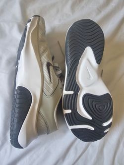 Nike size 8.5 us men's