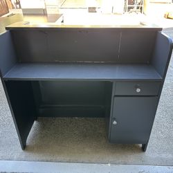 Display Desk