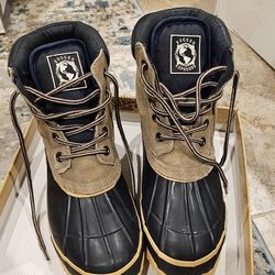 Womans Insulated Snow Boots