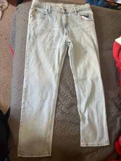 Light blue wrangler jeans 36x30