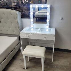 Makeup Vanity Set