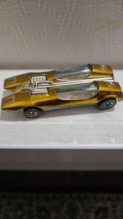 Hot Wheels Redline Splitting Image 1968 Gold White Interior