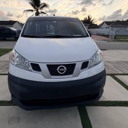 2018 Nissan NV