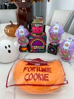 Squishys, Needohs and Boba Cups