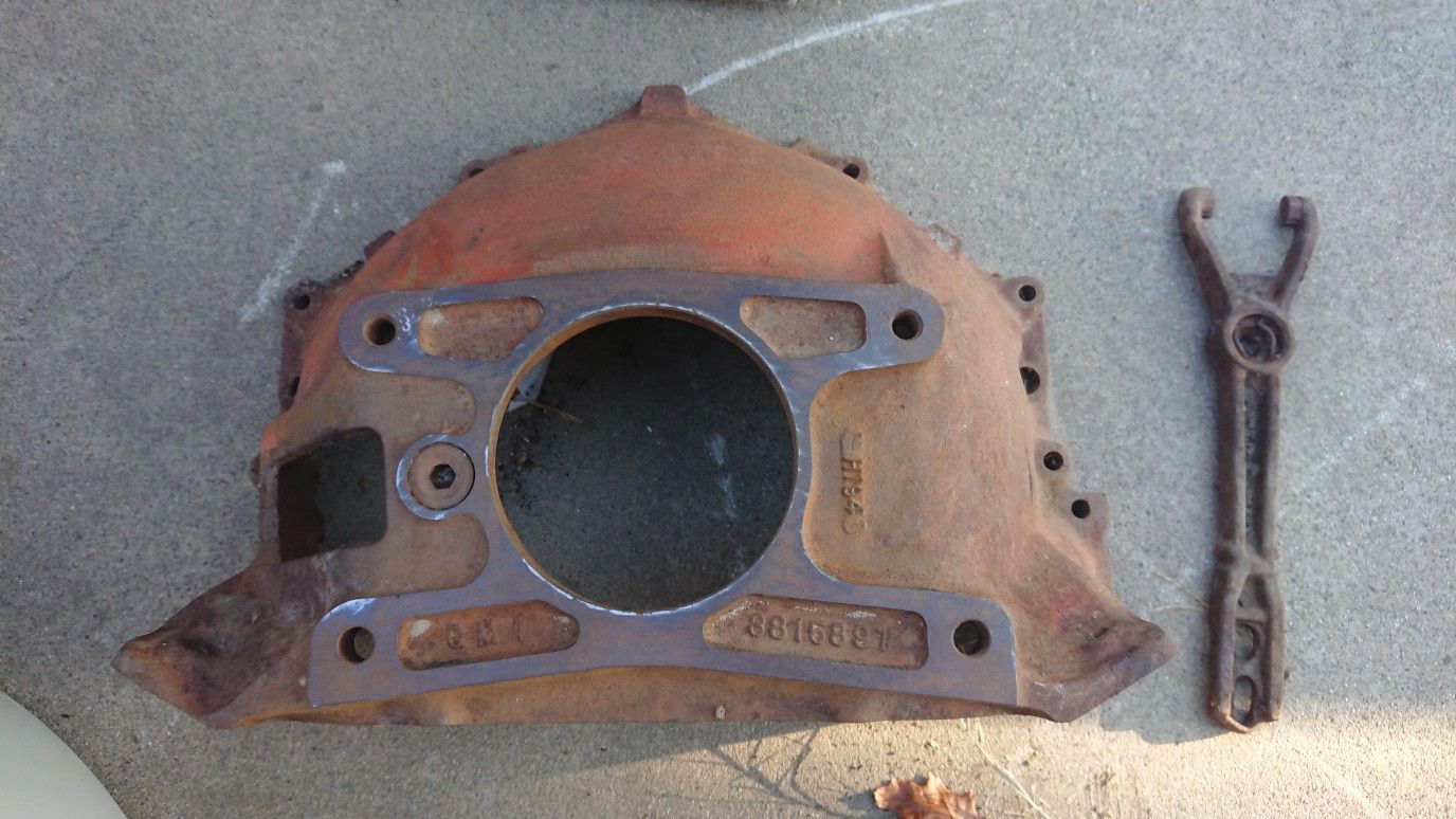 Cast iron 1963-1966 small bore v8 truck bellhousing