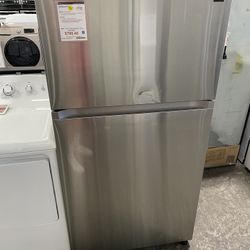 Samsung Stainless Steel 21 Cu. Ft. Top Freezer Refrigerator With FlexZone And Ice Maker