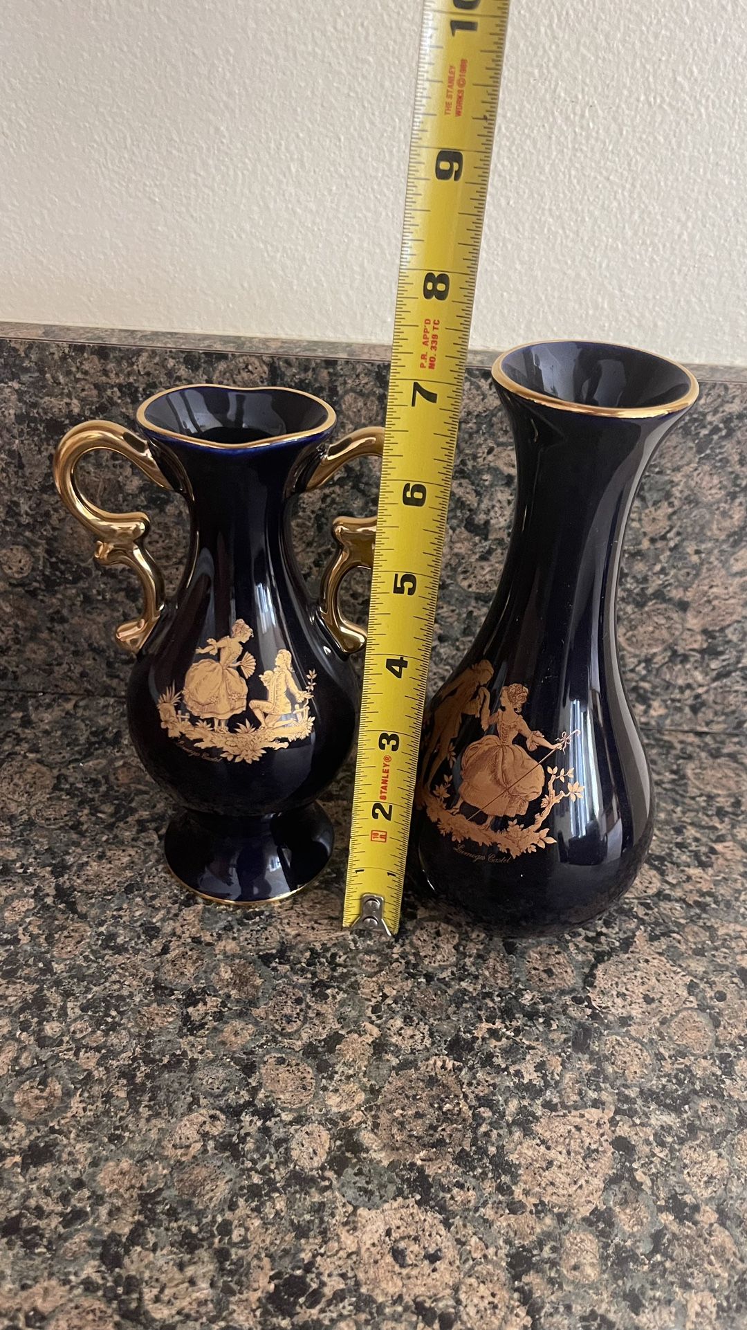 2 Small Vintage Vase