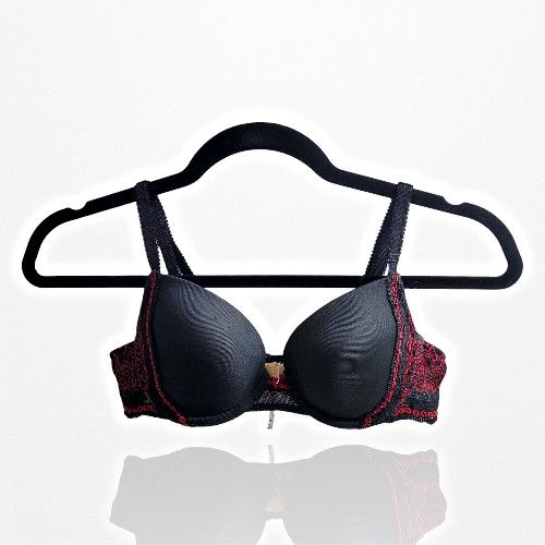 Gilligan & O'Malley Meshy & Lacey Full Coverage Black & Red Push-Up Bra Size 34A