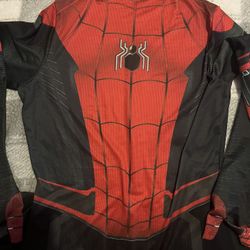 Costume Larger 