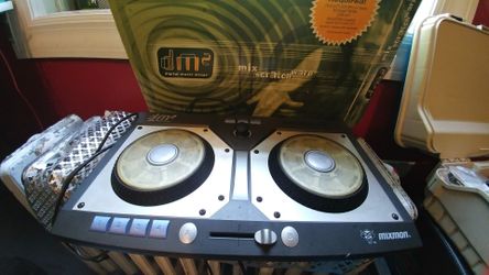 Dj dm2