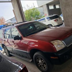 2005 Mercury Mountineer 