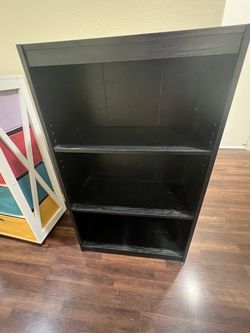 Black 3-Shelf Bookcase – Adjustable Shelf – $5 FIRM