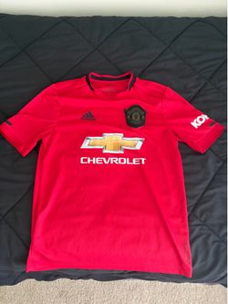 Manchester United 2019/20 home kit