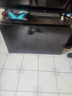 Samsung 50 inch tv with mounting bracket