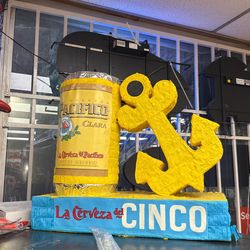 Pacifico Cerveza Piñata