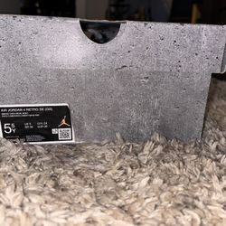 Cement, Jordan 4s