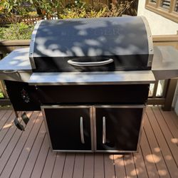 Traeger Smoker Grill