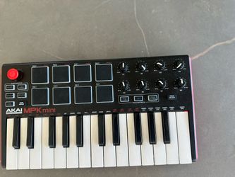 AKAI MPK mini