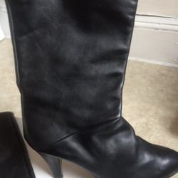 Boots Women's Size 9