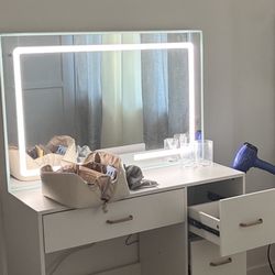 Makeup Table 