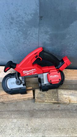 Milwaukee M18 Fuel compact Bandsaw tool only