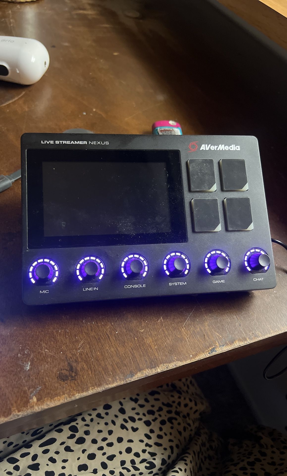 Live streamer Nexus AX310 Avermedia