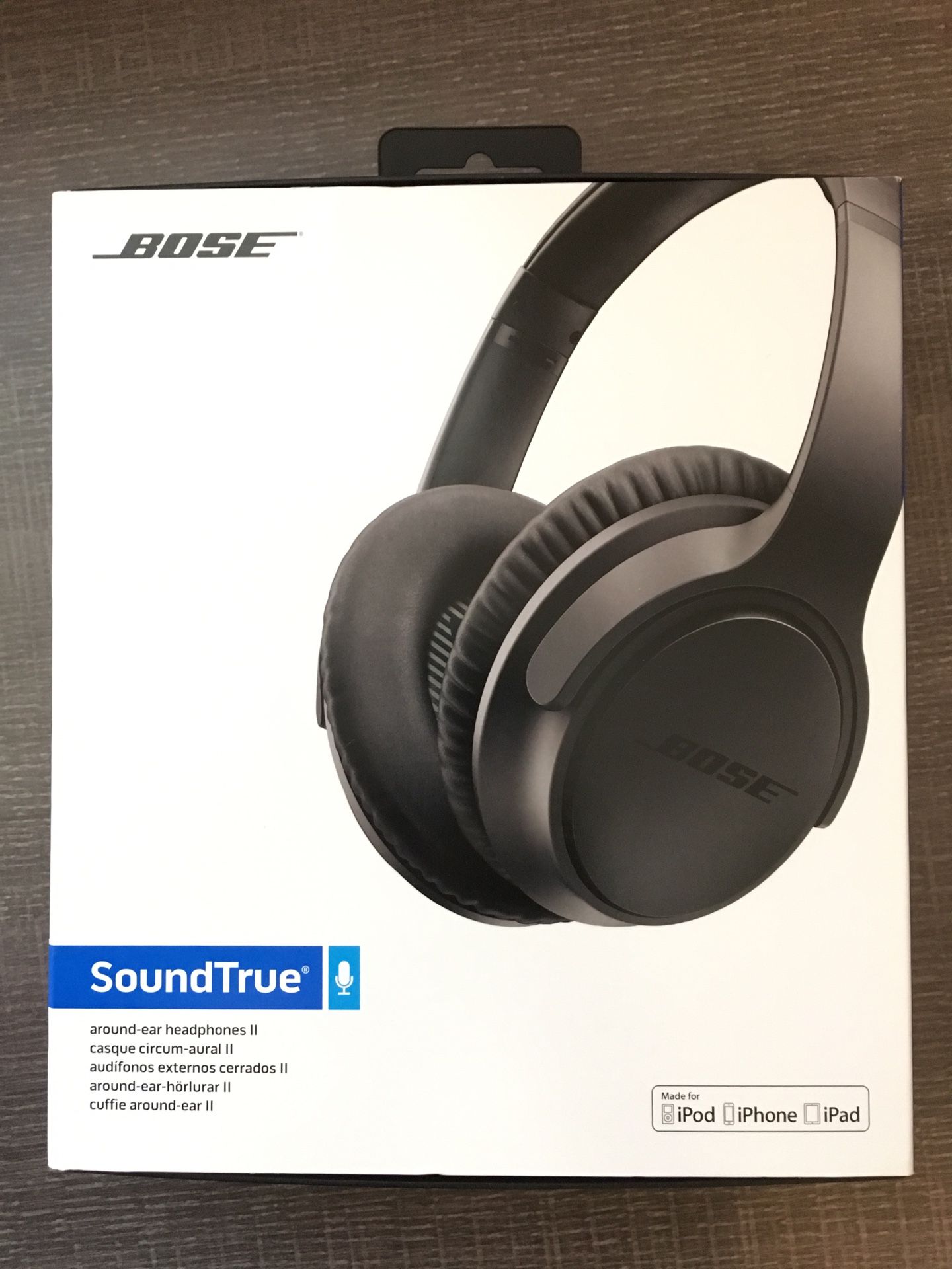Bose Soundtrue headphones ll with mic - Wired NEW